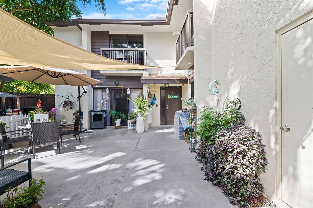 Coconut Creek, FL 33063,3387 Cocoplum Cir #3387