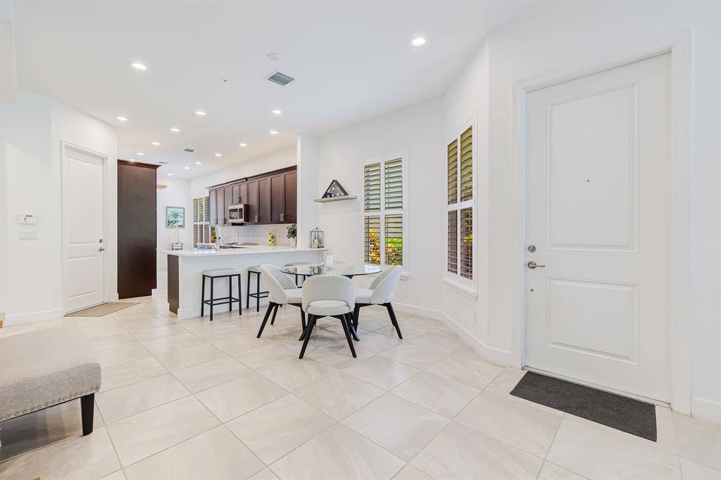 Boca Raton, FL 33433,22954 Clear Echo Dr #31