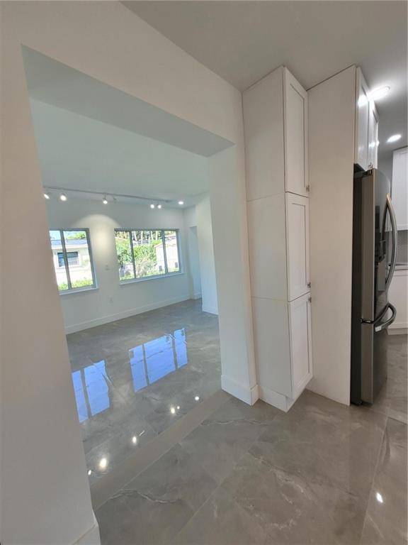 Miami, FL 33155,6041 SW 17th St