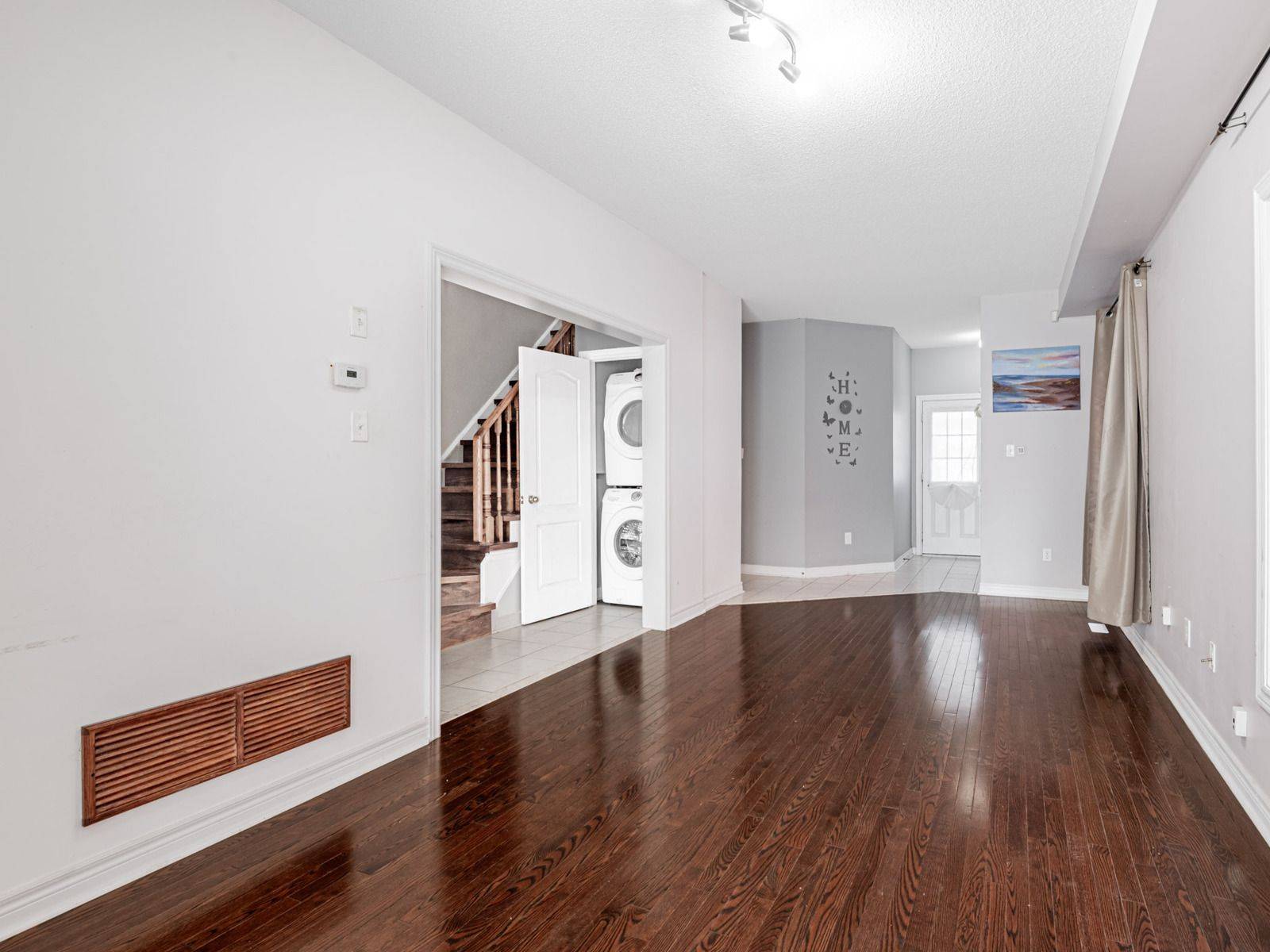 Markham, ON L3S 0A6,81 Lahore CRES