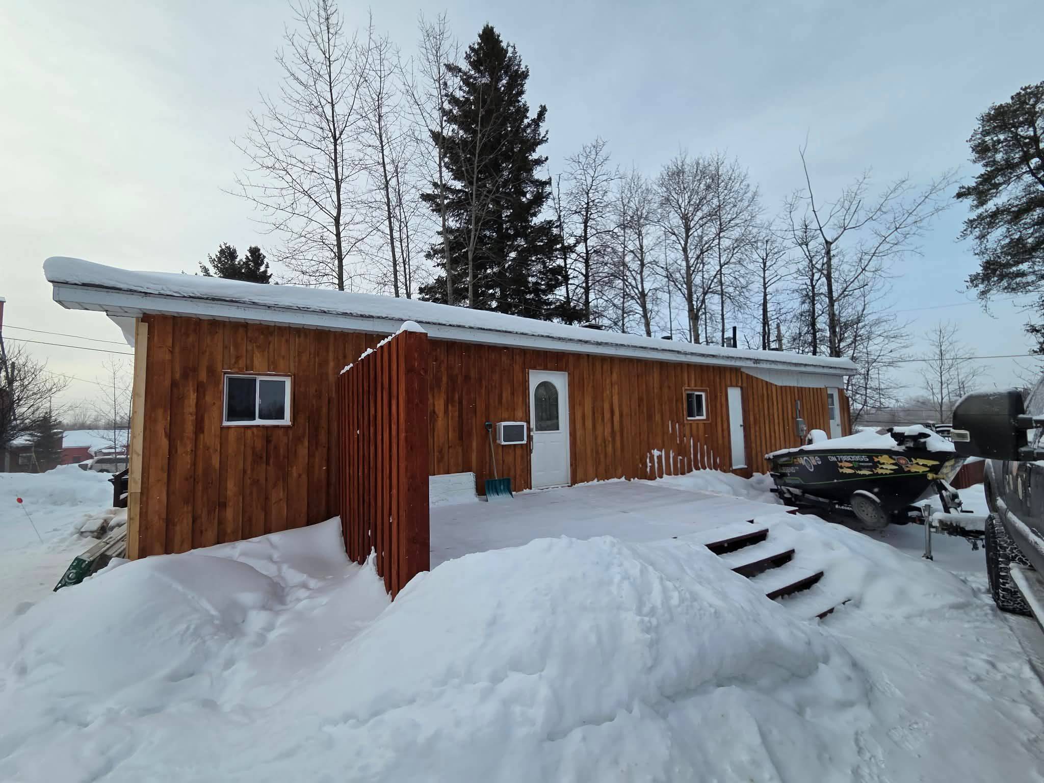 Kirkland Lake, ON P2N 3N9,150 Burnside DR #15