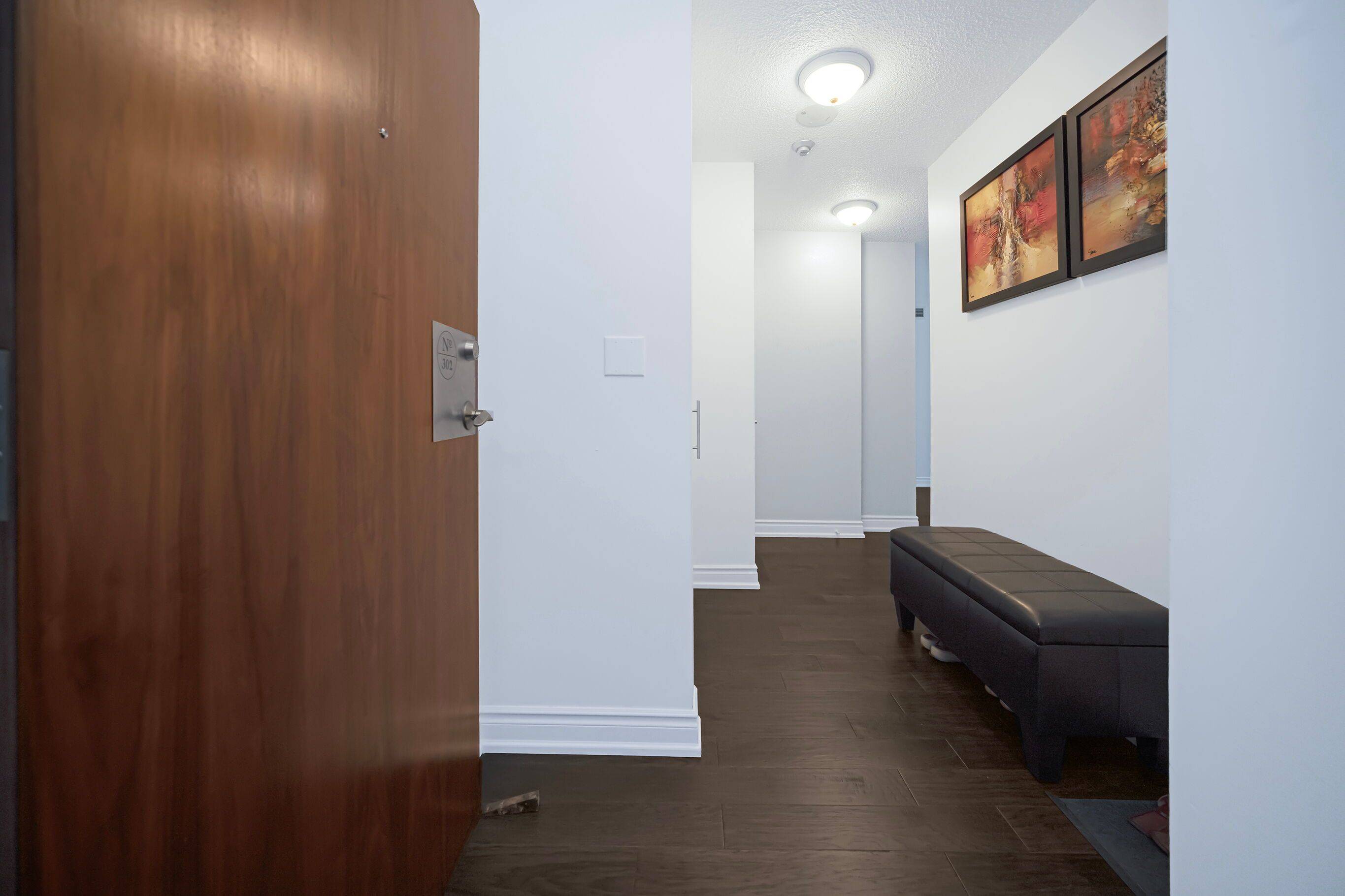 Mississauga, ON L5B 4M1,1 Elm DR #302