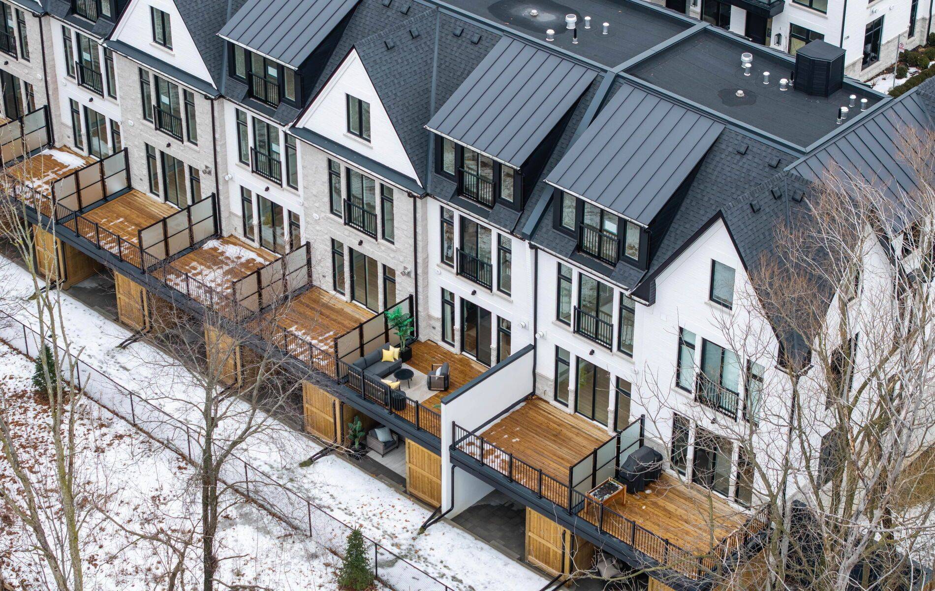 Mississauga, ON L5G 0C8,1136 Mona RD #4