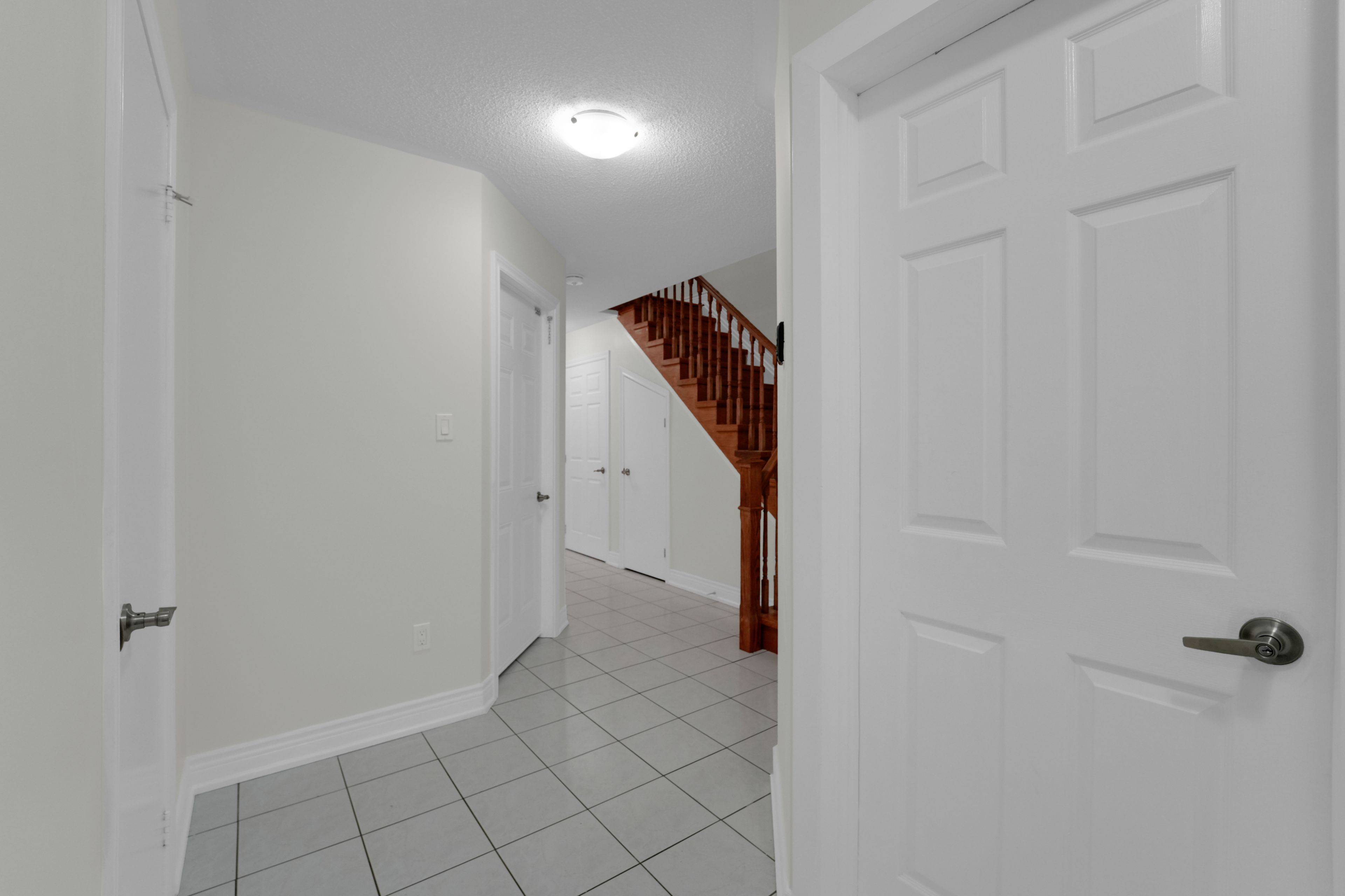 Mississauga, ON L4Z 3R8,5487 Cosmic CRES