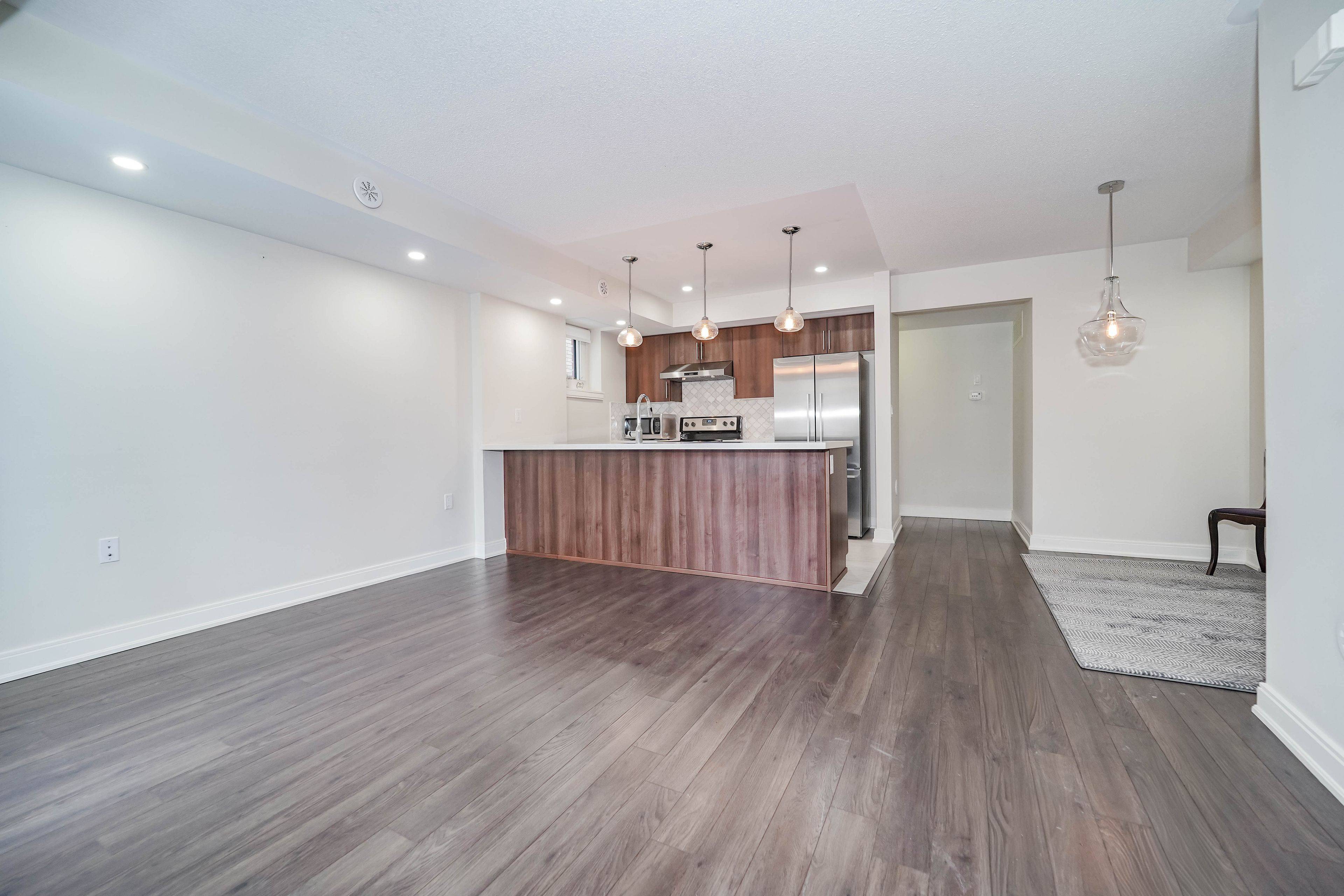 Brampton, ON L7A 4S3,100 Dufay RD N #41