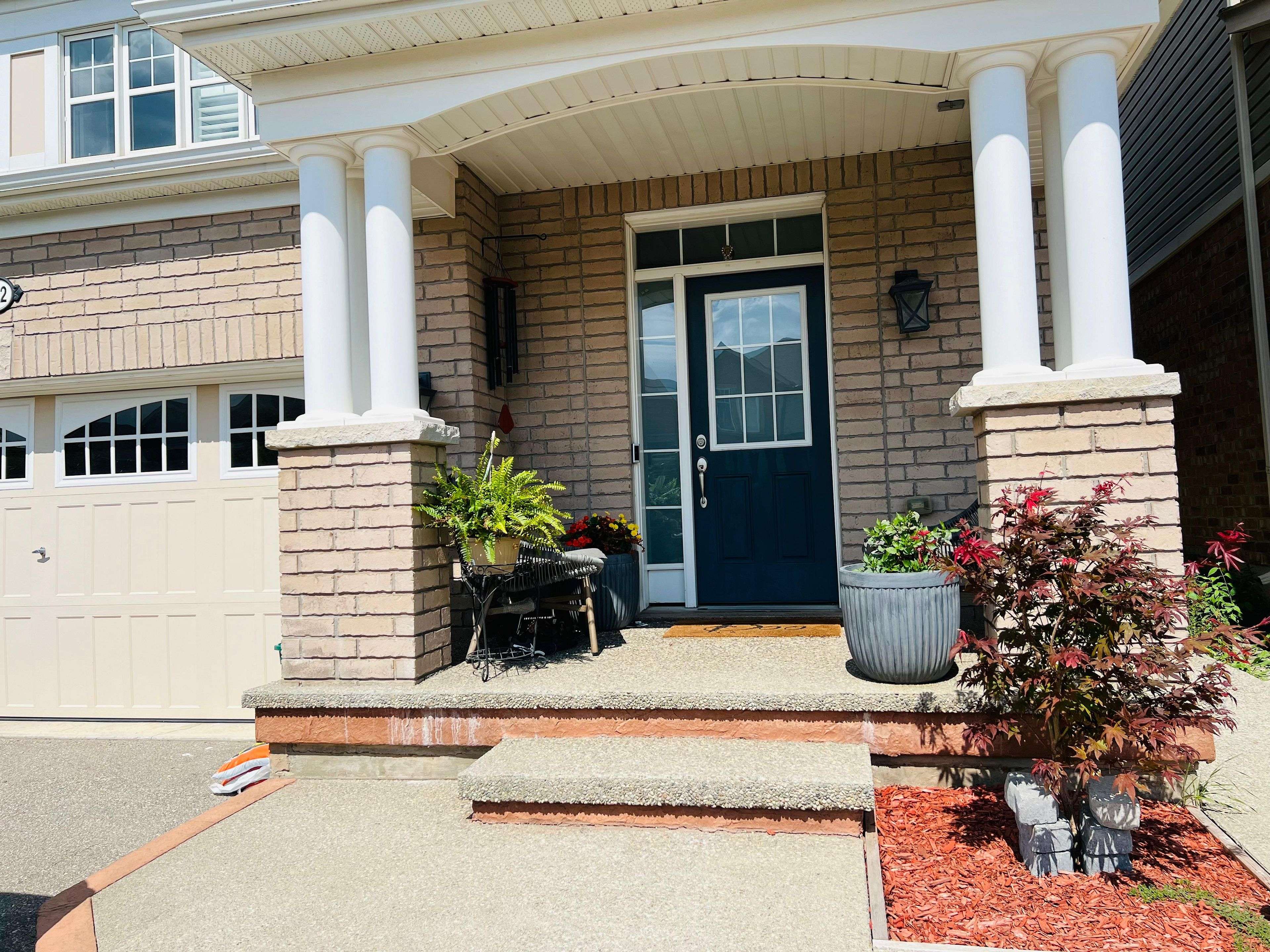 Hamilton, ON L0R 2H8,212 Spring Creek DR