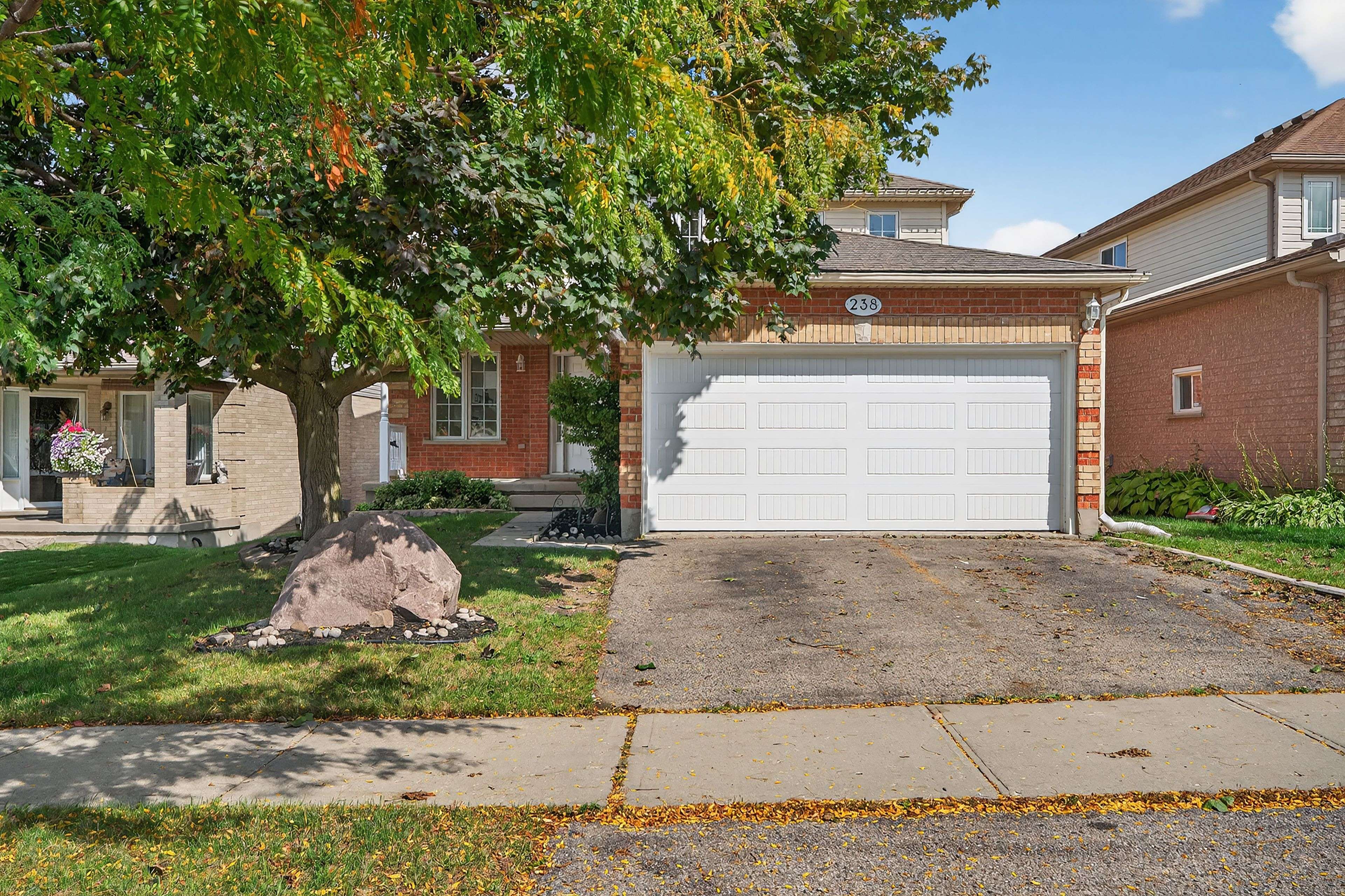 Kitchener, ON N2A 4C4,238 Briarmeadow DR
