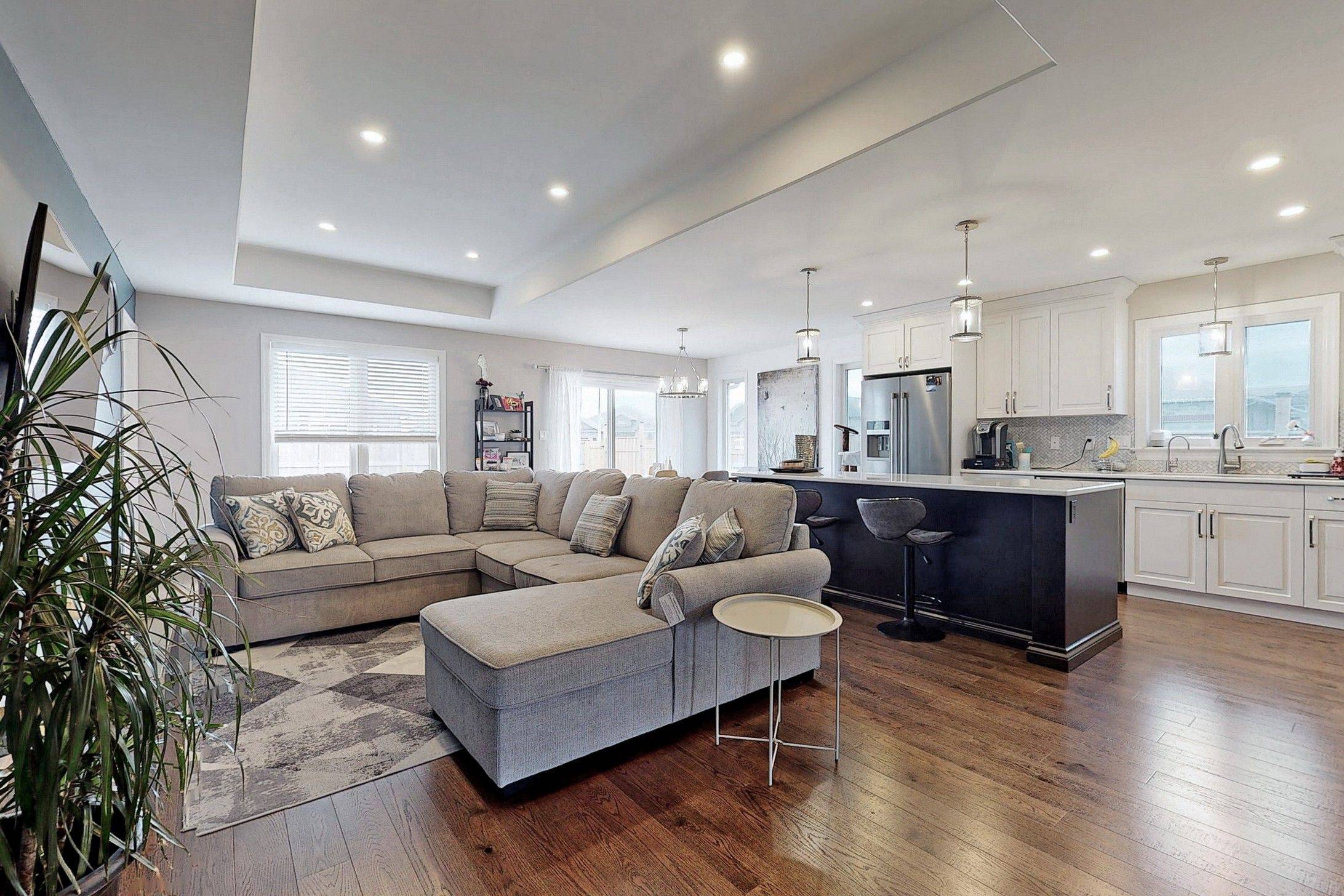 Quinte West, ON K8V 0G3,52 Crews CRES