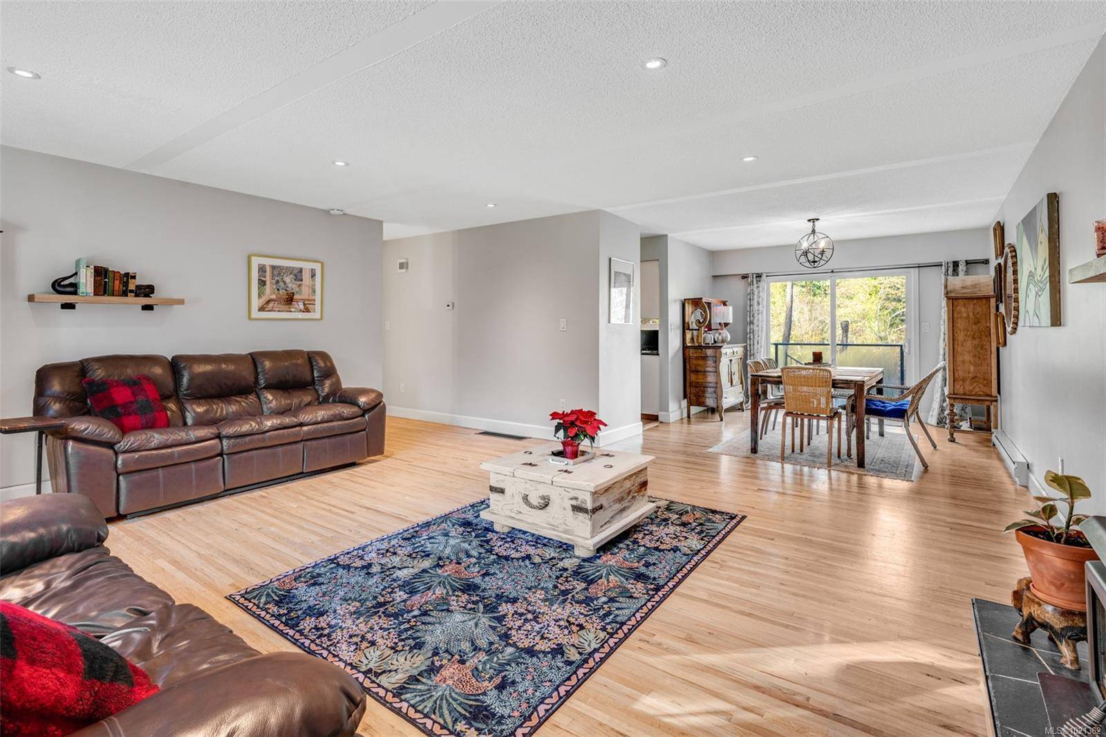 North Saanich, BC V8L 5G9,9440 Glenelg Ave