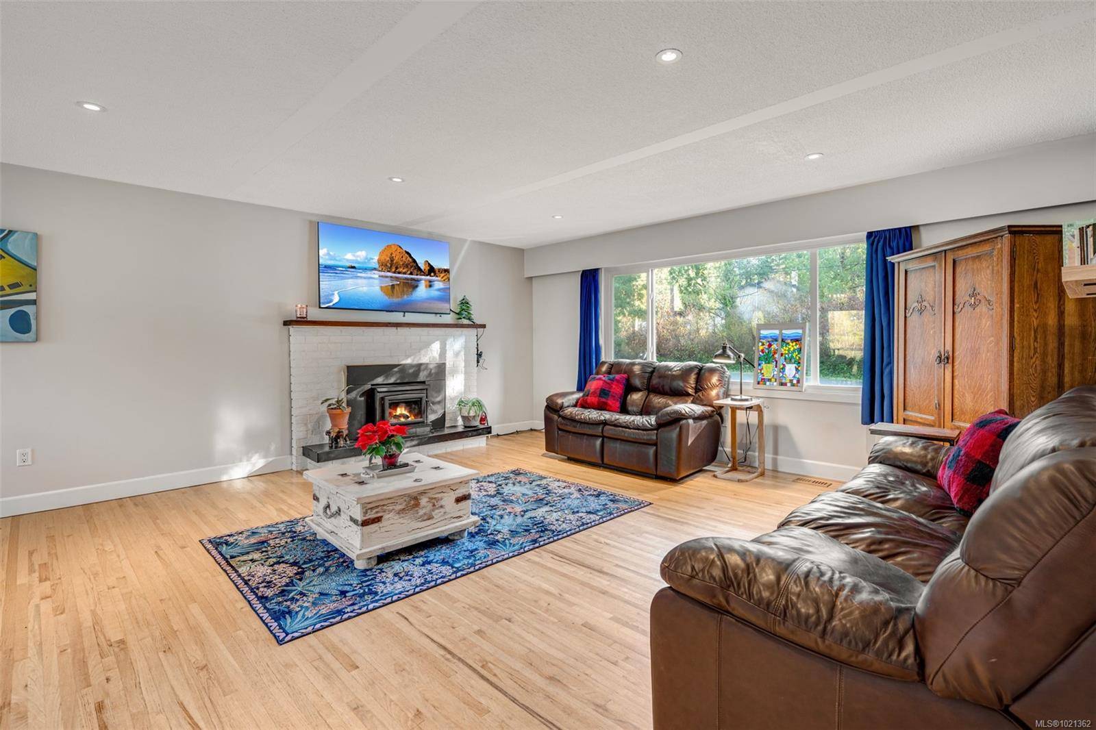 North Saanich, BC V8L 5G9,9440 Glenelg Ave