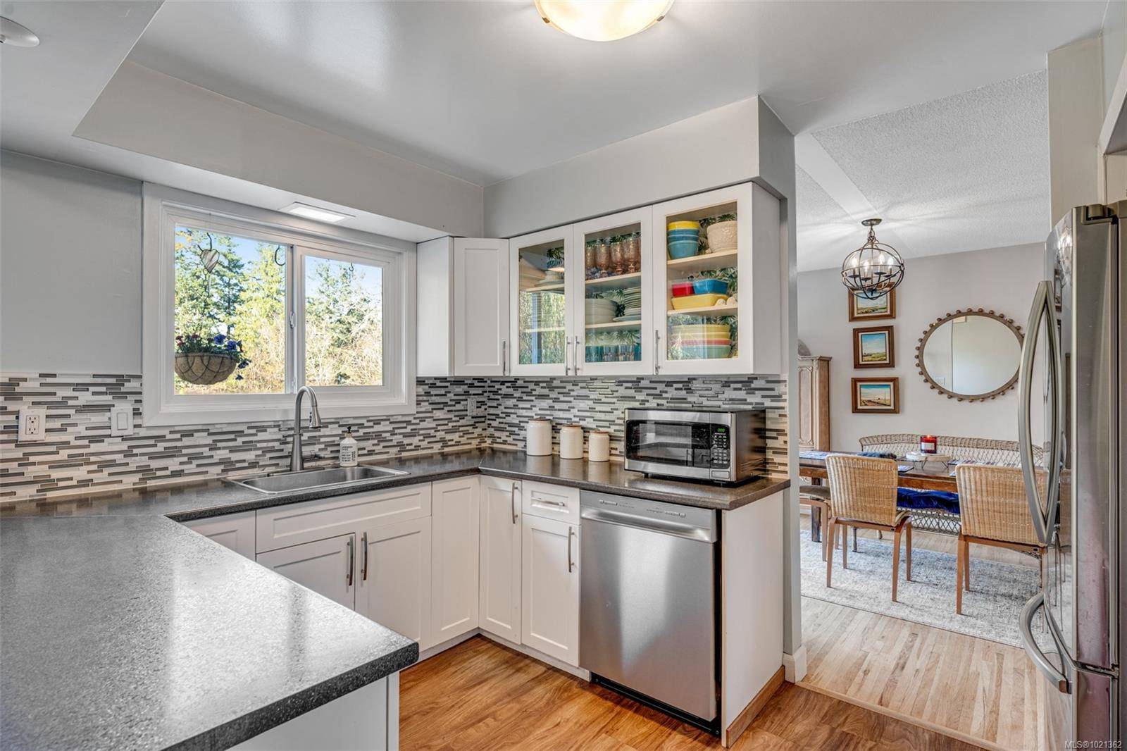 North Saanich, BC V8L 5G9,9440 Glenelg Ave