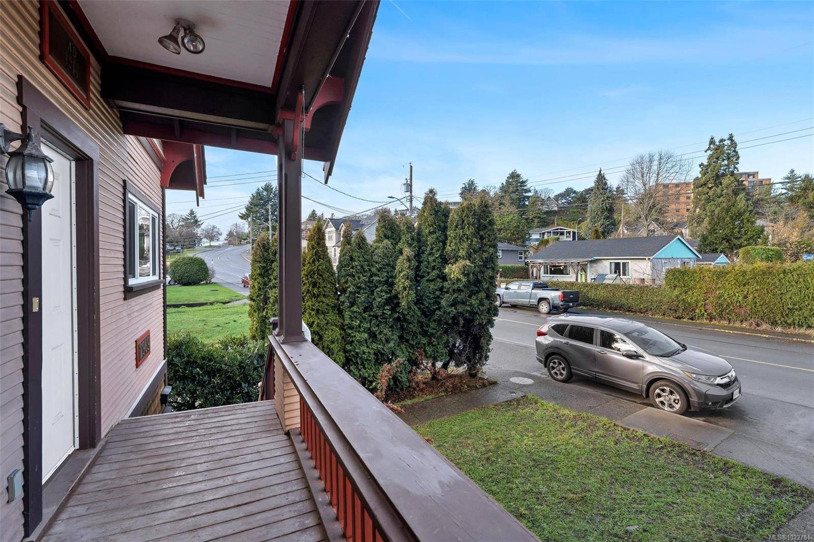 Victoria, BC V8T 3H8,2969 Cedar Hill Rd