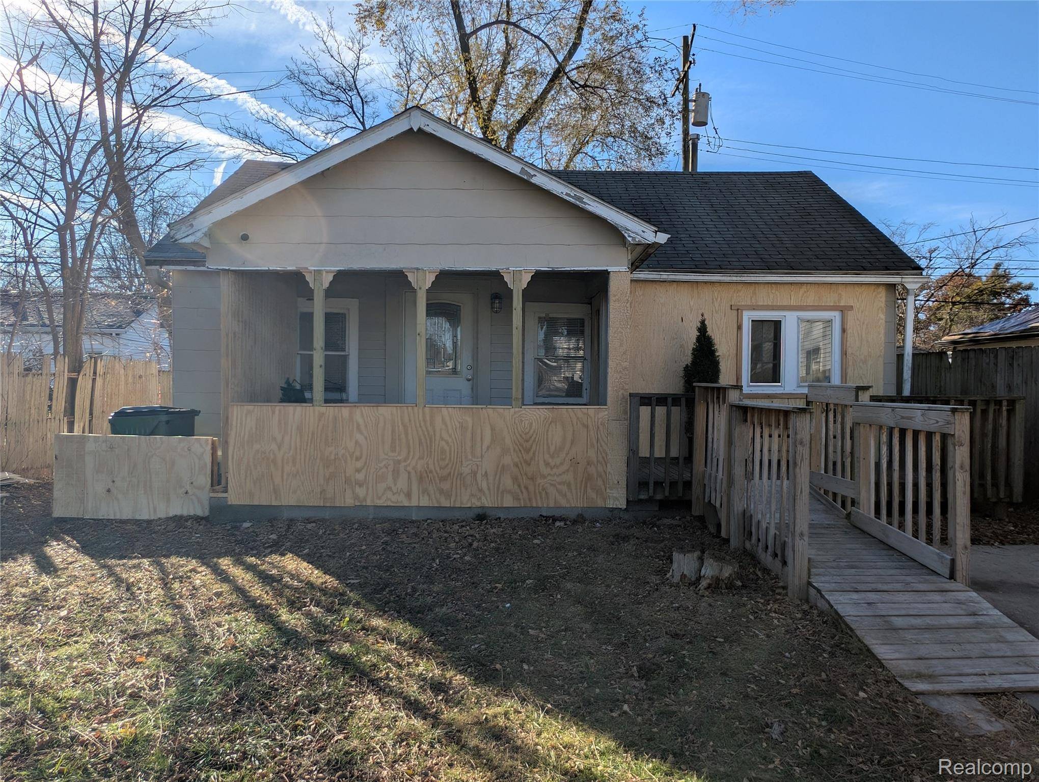 Detroit, MI 48224,4607 Radnor ST