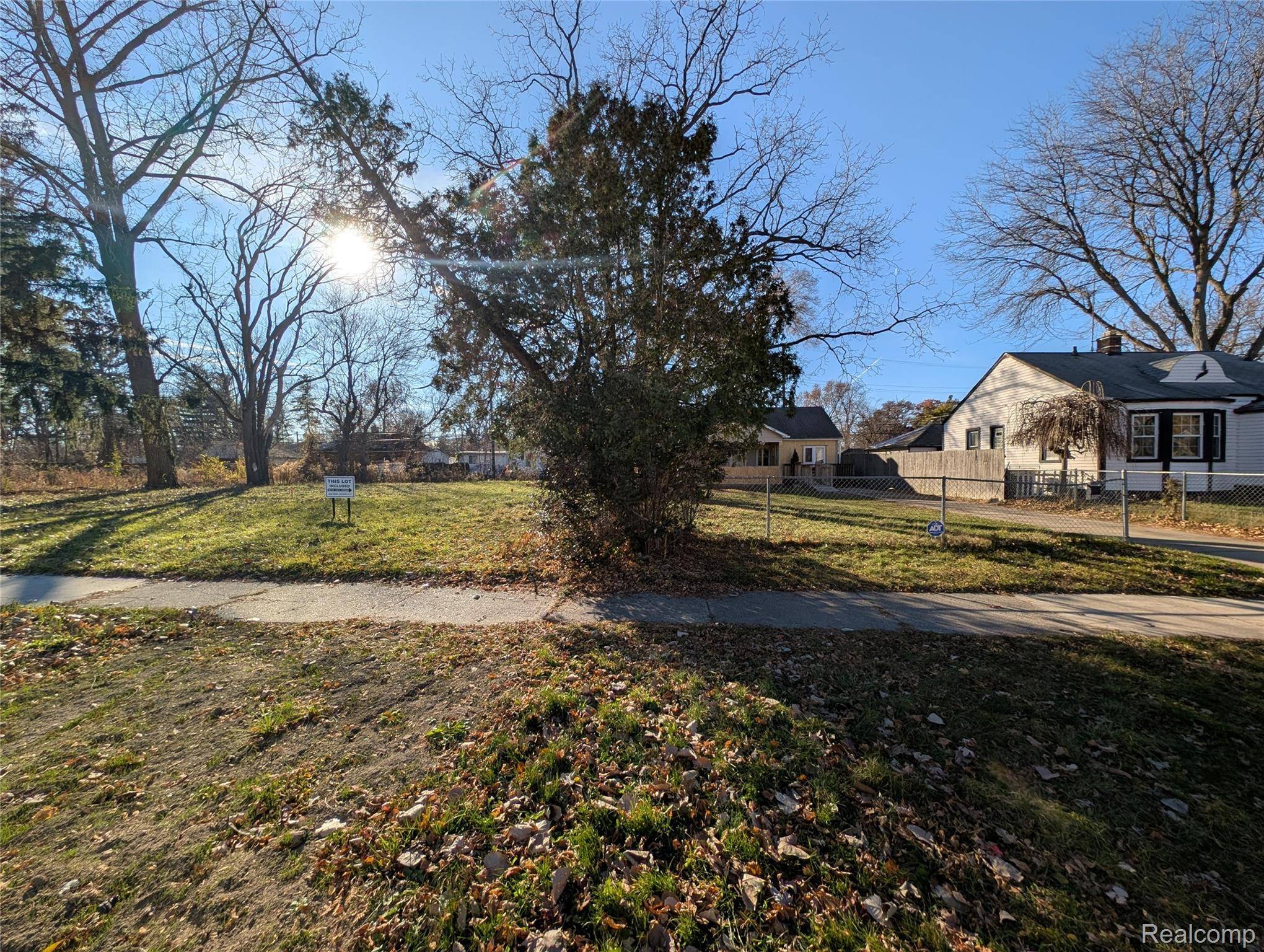 Detroit, MI 48224,4607 Radnor ST