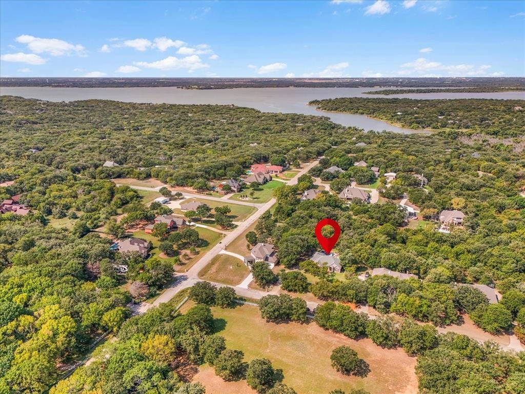 Oak Point, TX 75068,910 Crystal Cove