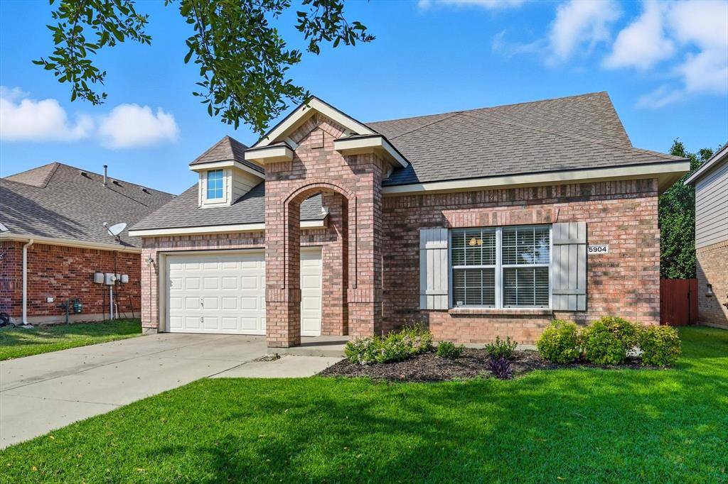 Denton, TX 76226,5904 Meadowglen Drive