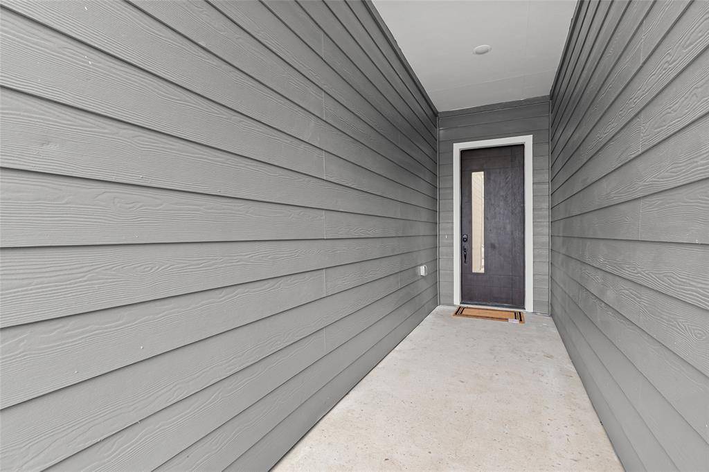 Dallas, TX 75223,400 S Henderson Avenue