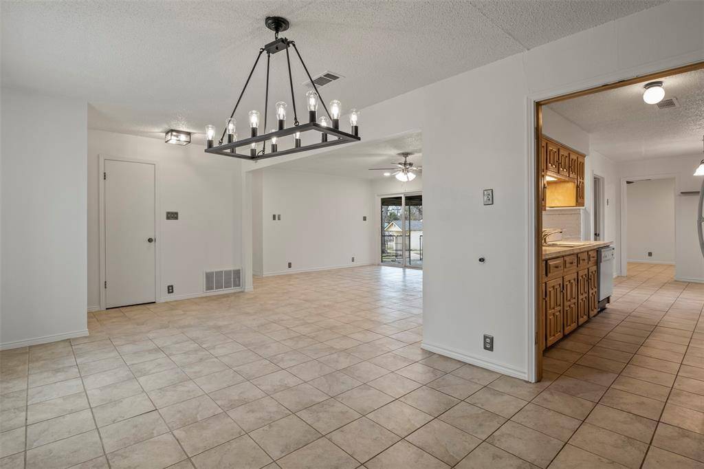 Red Oak, TX 75154,136 Louise Ritter Boulevard