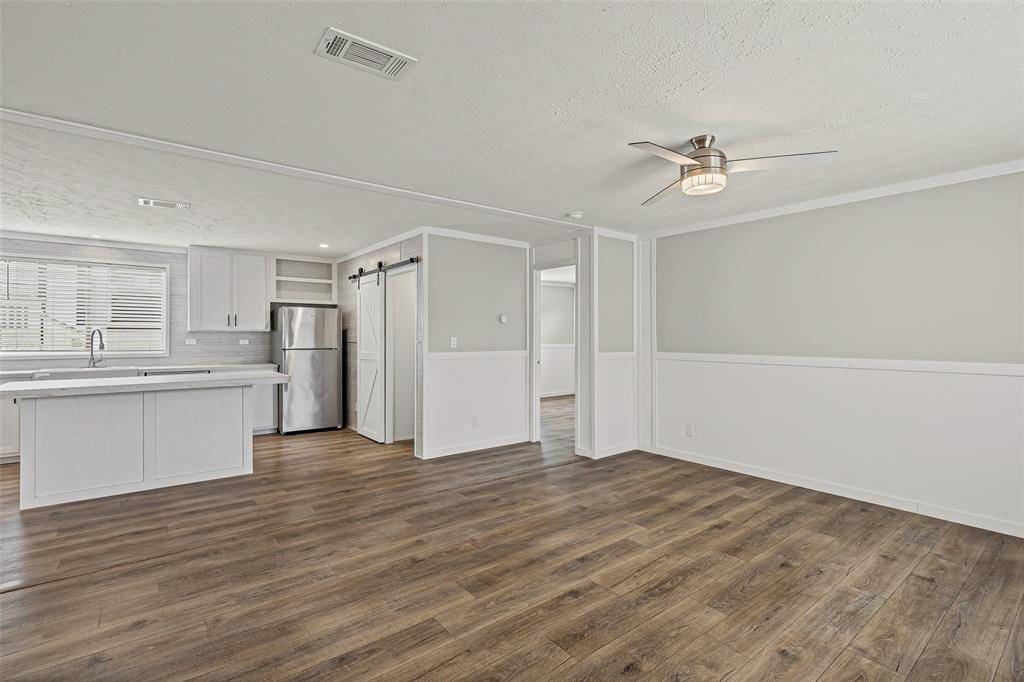 Granbury, TX 76048,915 Arkansas River Drive