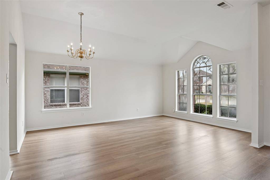 Cedar Hill, TX 75104,1122 Suffolk Lane