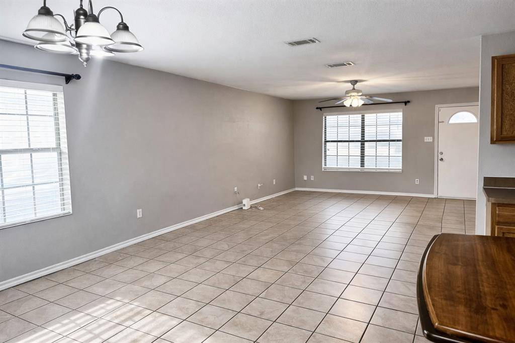 Terrell, TX 75160,914 N Catherine Street