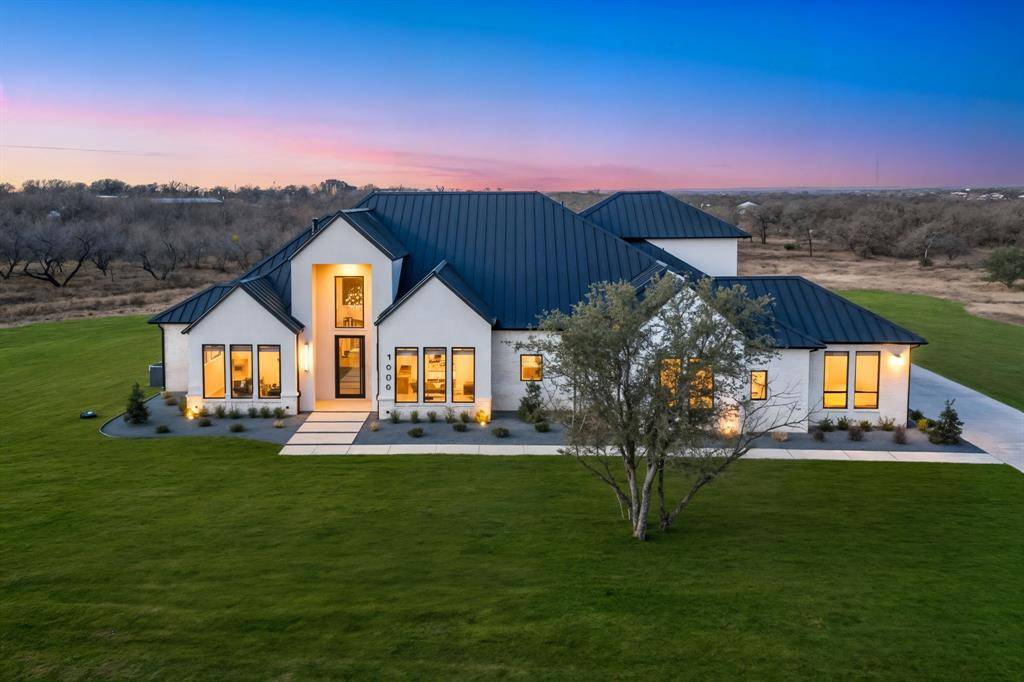 Weatherford, TX 76087,1009 Genoa Drive