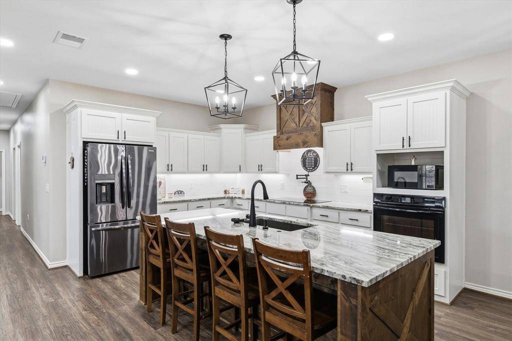 Grand Saline, TX 75140,350 VZ CountyRoad 1818