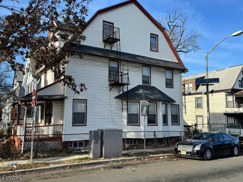 East Orange City, NJ 07017,278 William St