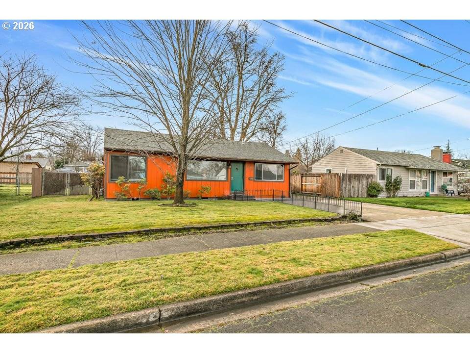 Medford, OR 97501,925 WINCHESTER AVE