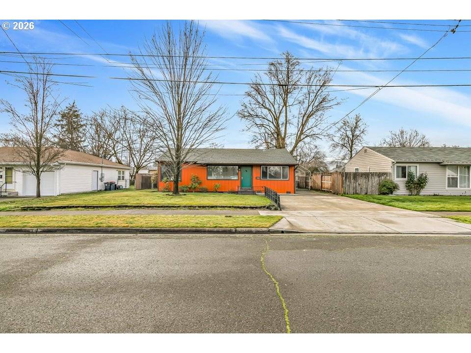 Medford, OR 97501,925 WINCHESTER AVE