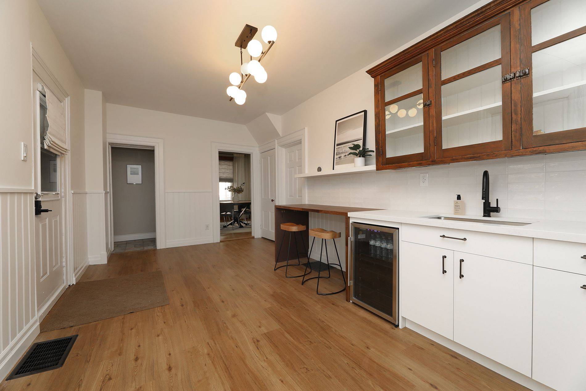 Newmarket, ON L3Y 3Y6,78 Main ST S