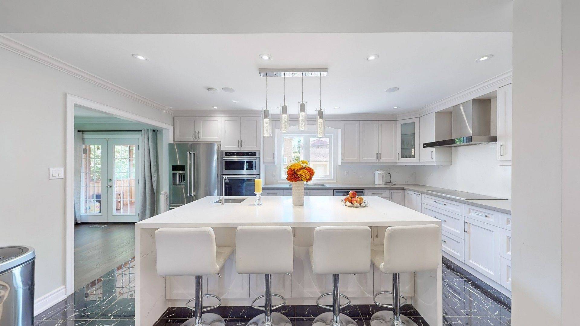 Mississauga, ON L5R 1L3,224 Kingsbridge Garden CIR