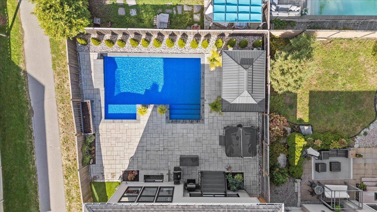 Kanata, ON K2V 0A7,308 Equine WAY