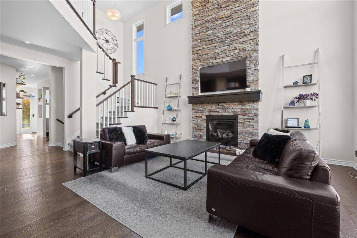 Kanata, ON K2V 0A7,308 Equine WAY