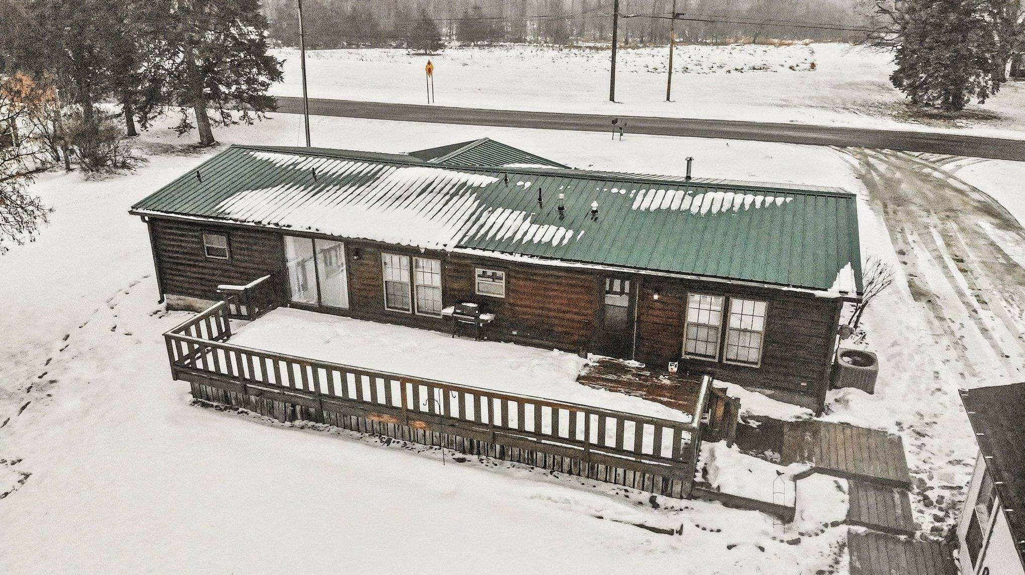 Crystal, MI 48818,1283 S Waldron RD