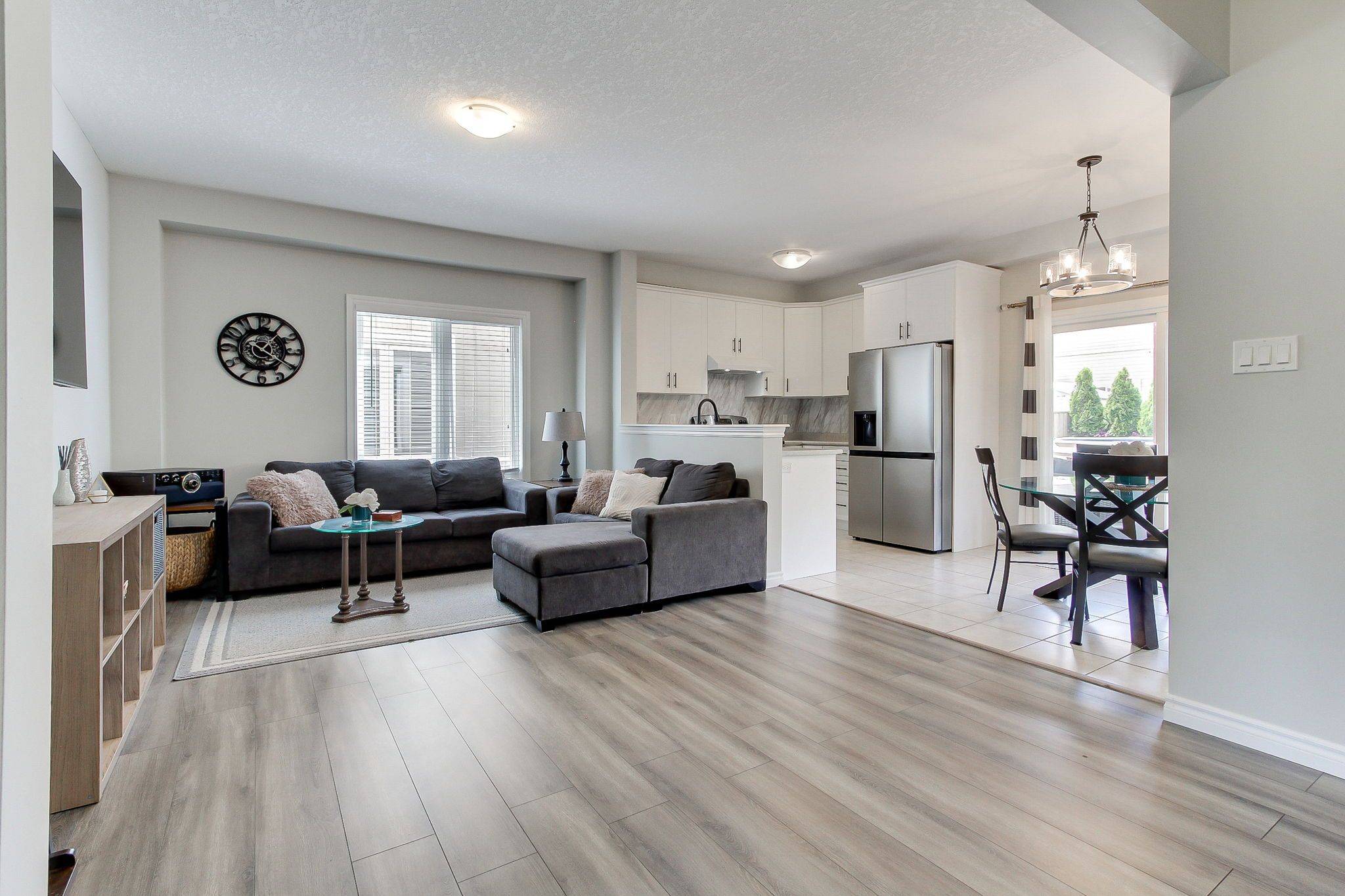 New Tecumseth, ON L9R 0A6,34 Milne ST