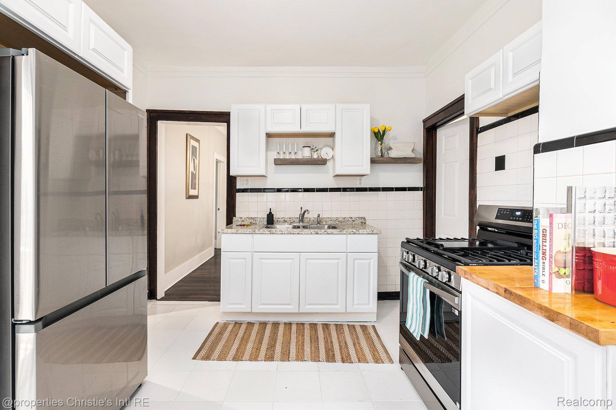 Detroit, MI 48214,3412 Field ST