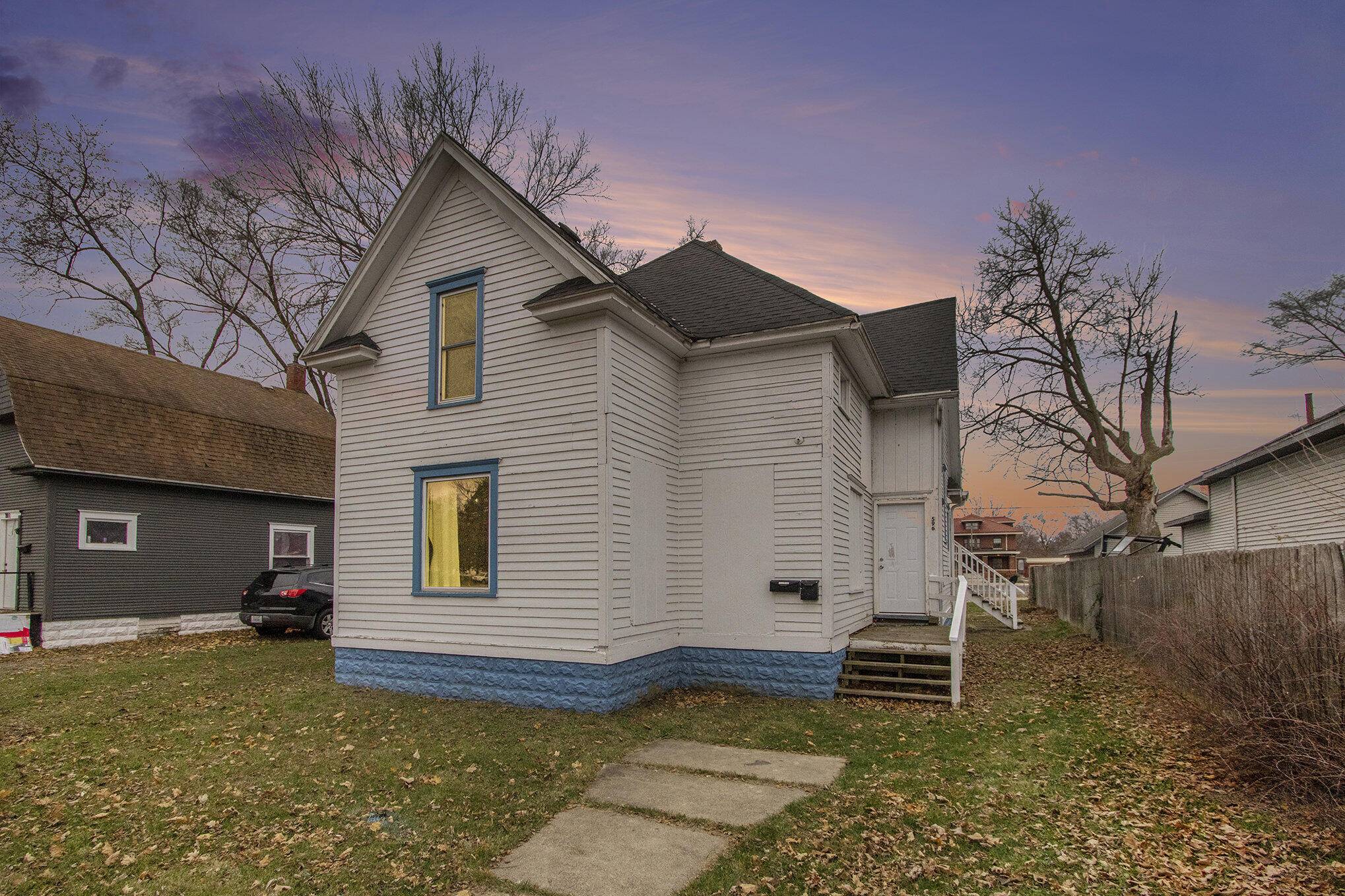 Benton Harbor, MI 49022,596 Superior ST