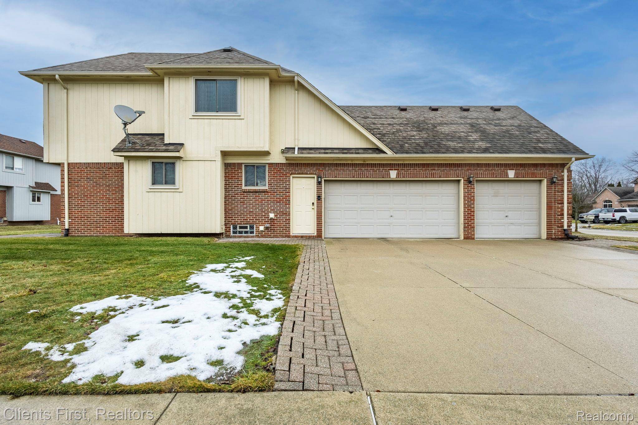 Clinton Township, MI 48036,21271 Little River BLVD