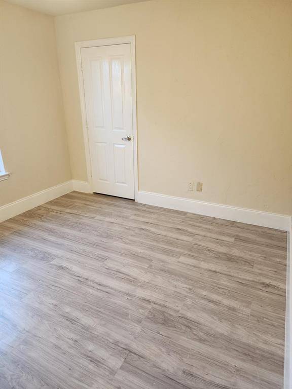 Irving, TX 75063,9333 Vista Circle