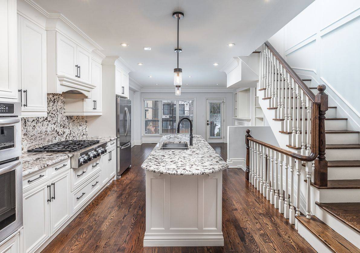 Toronto C11, ON M4N 3L6,218 Randolph RD