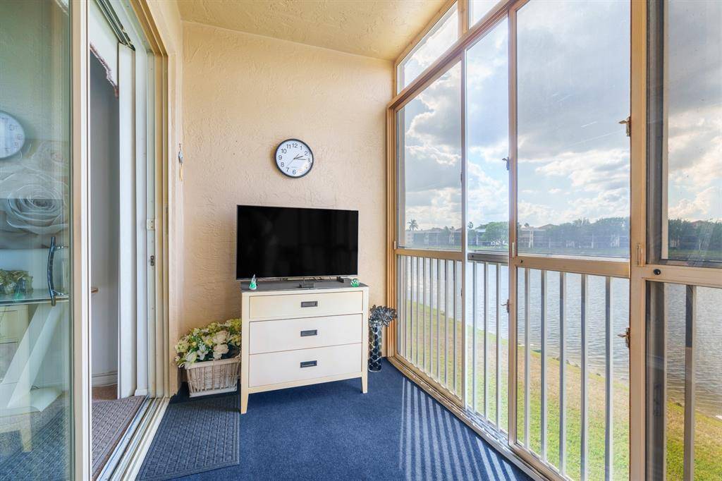 Tamarac, FL 33321,7647 Southampton Ter #202