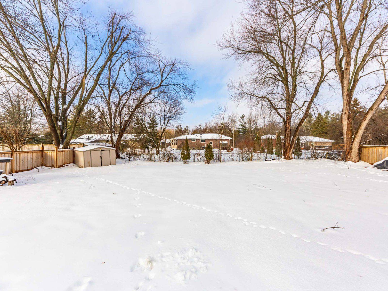 Georgina, ON L0E 1N0,28 Main ST