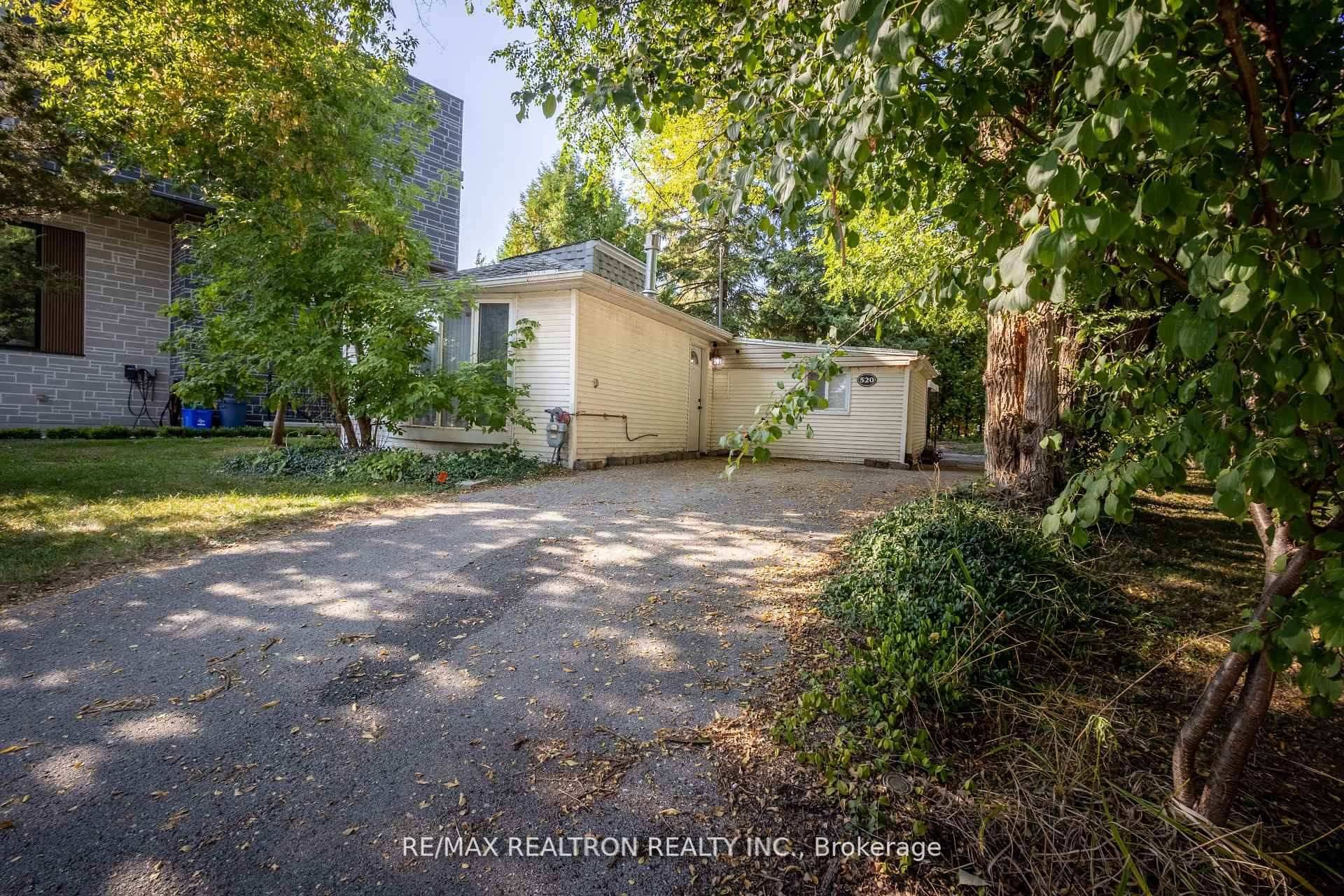 Richmond Hill, ON L4E 3B2,520 North Lake RD