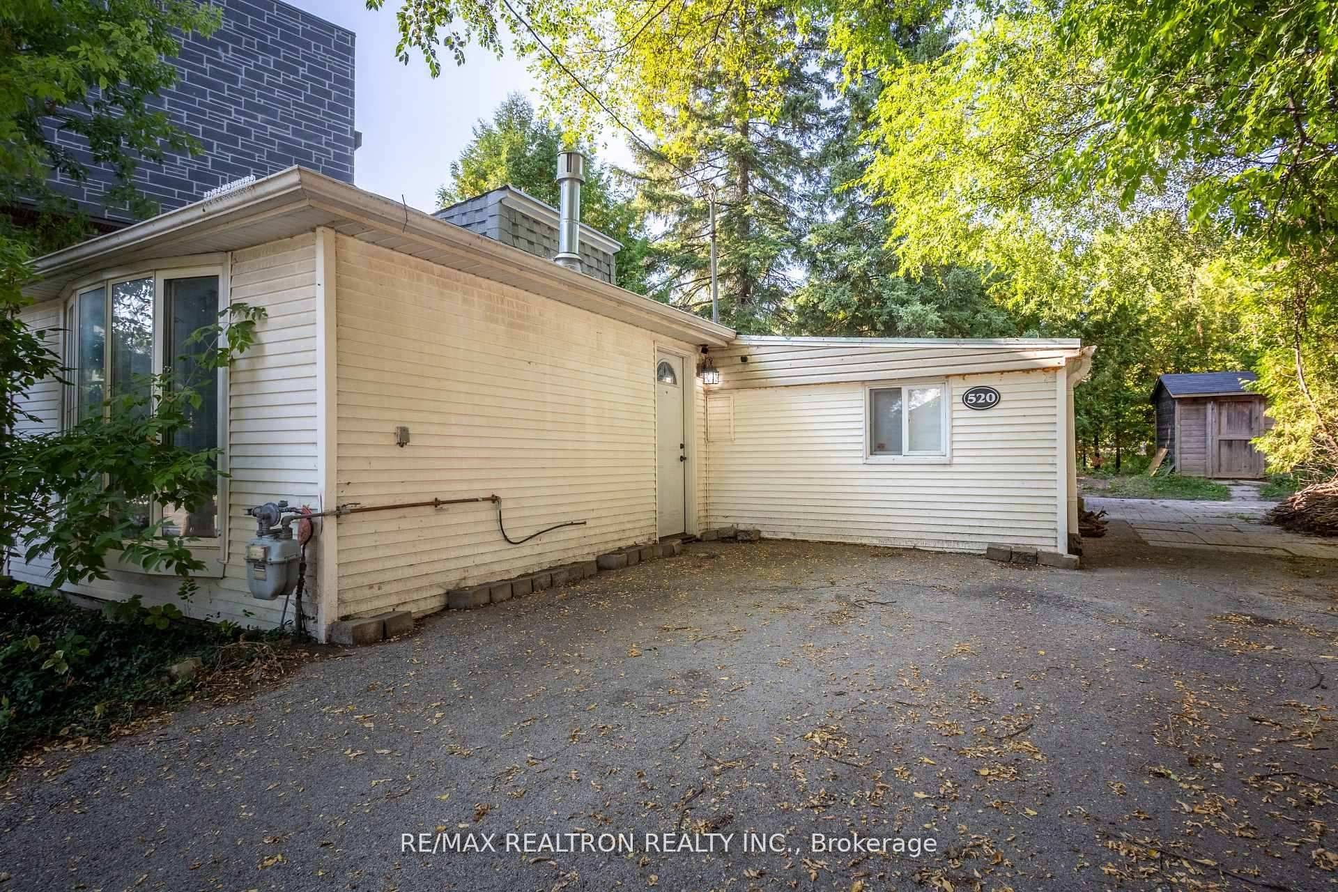 Richmond Hill, ON L4E 3B2,520 North Lake RD