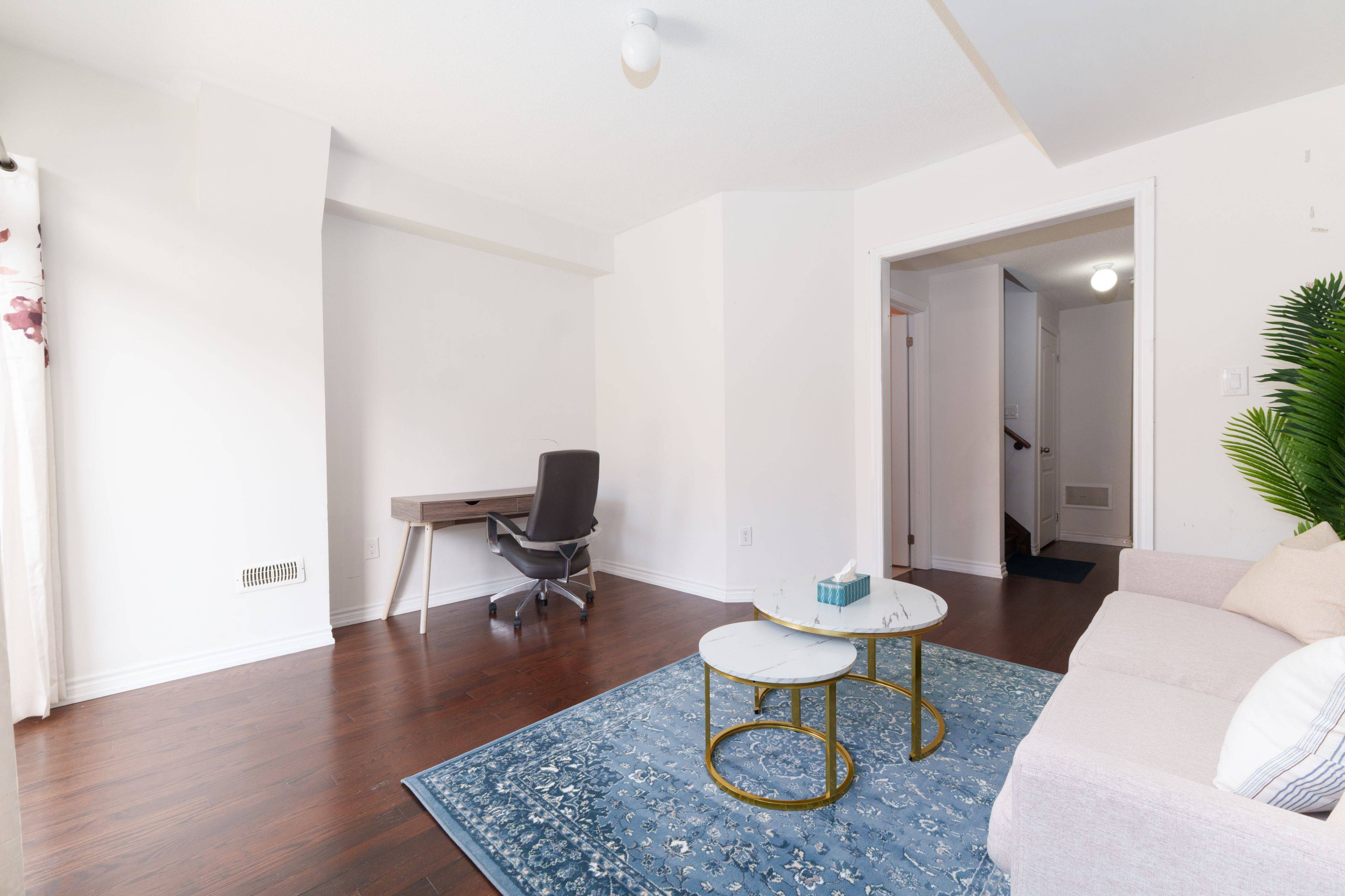 Markham, ON L3P 3K8,44 Hyderabad LN