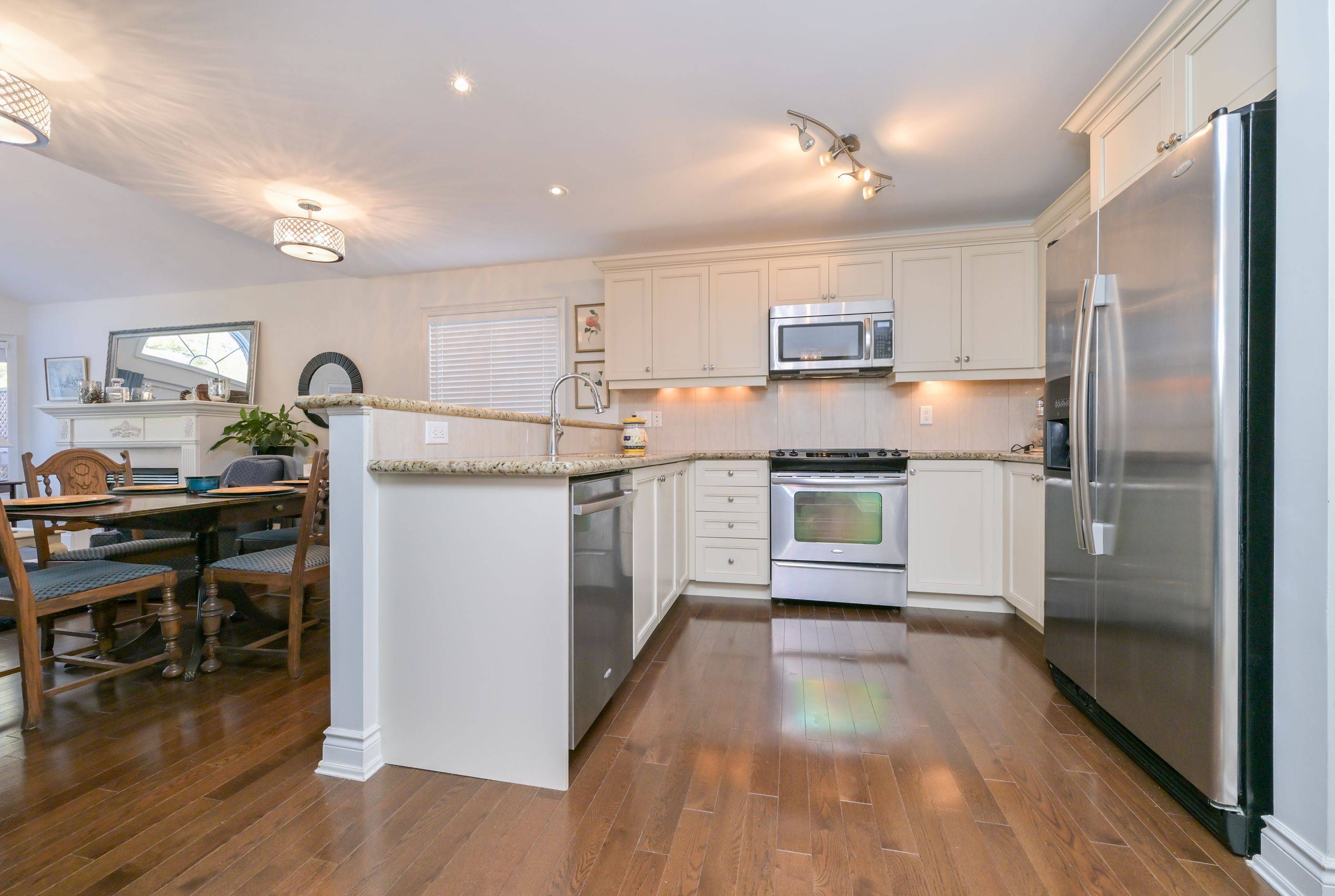 New Tecumseth, ON L9R 0E2,72 Tuscany Grande N/A #13