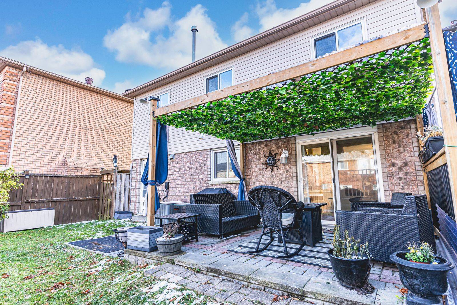 Barrie, ON L4N 0W1,222 Country LN