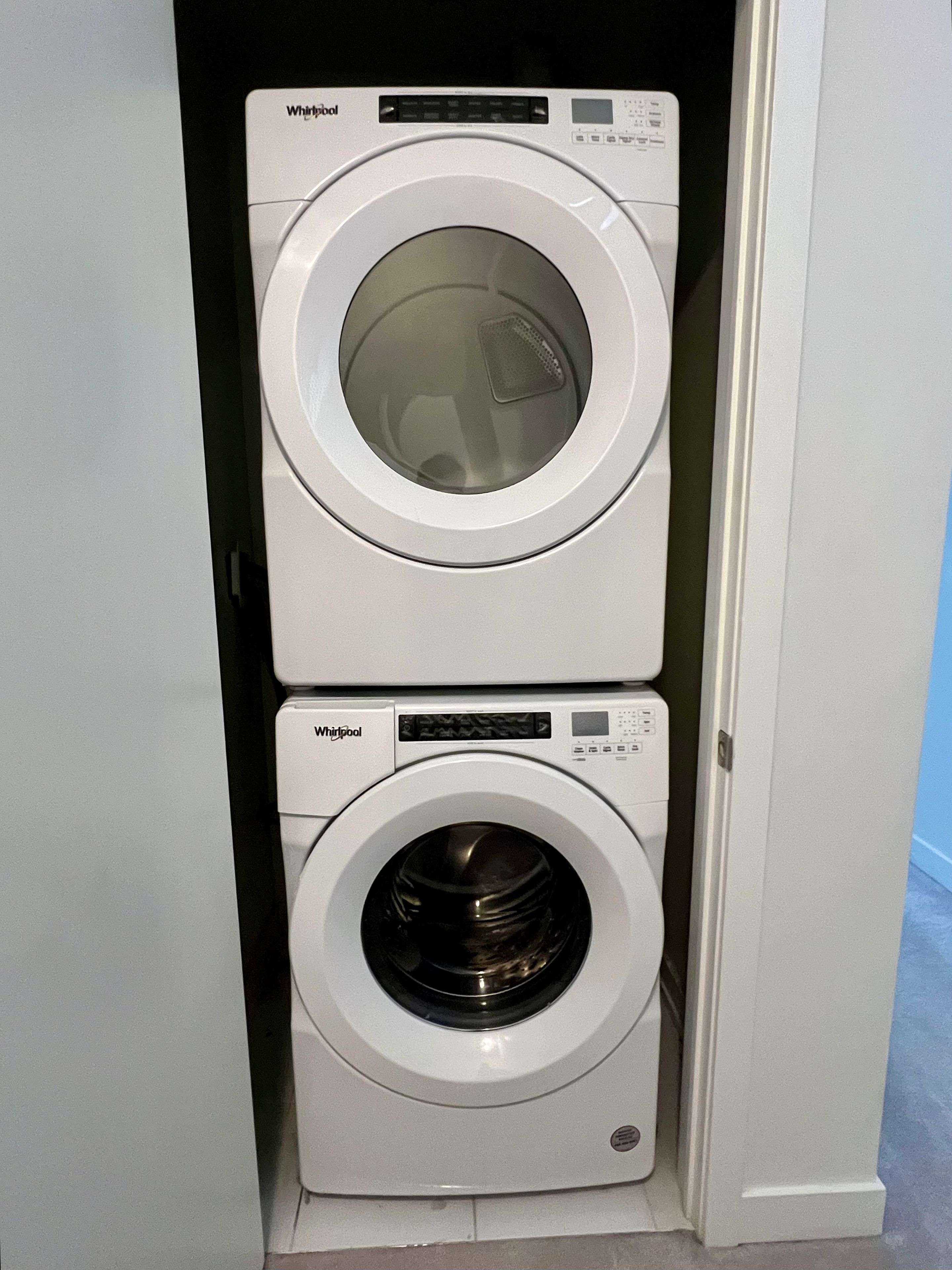 Mississauga, ON L5L 0C1,3550 Colonial DR #32