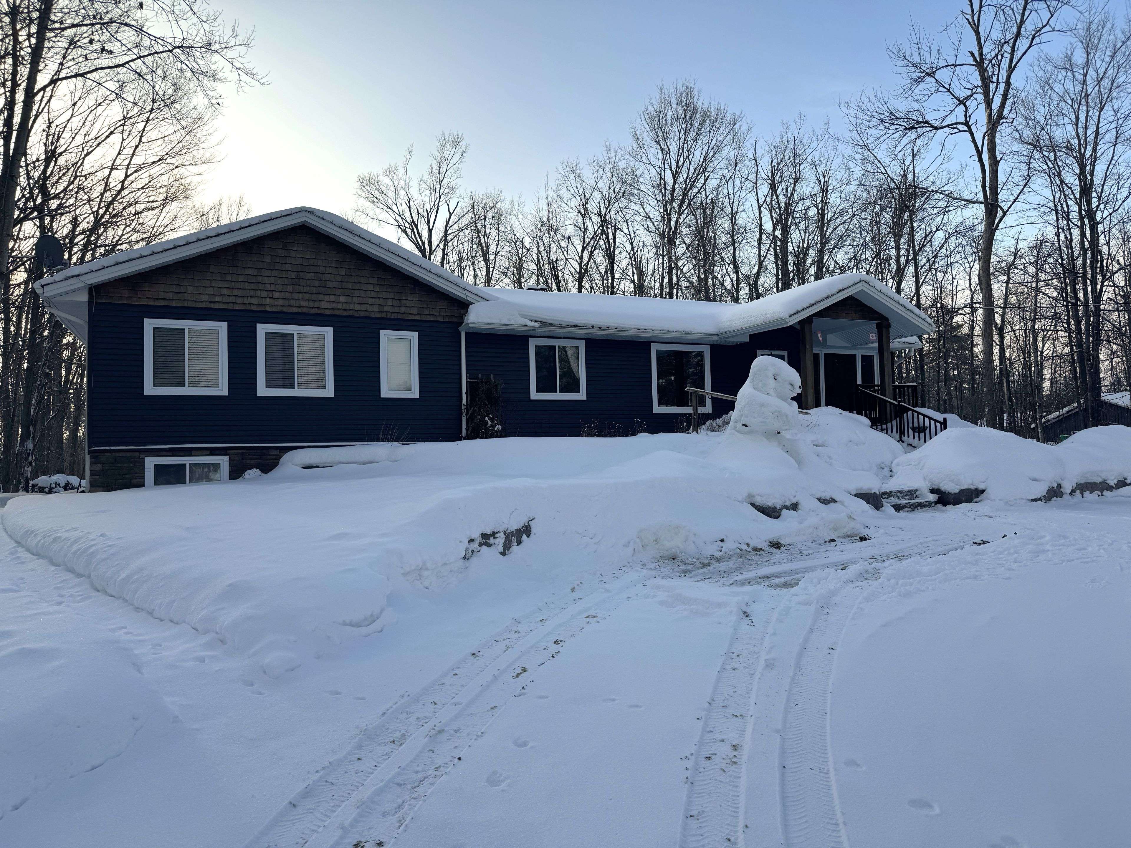 Trent Lakes, ON K0L 1J0,1746 Lakehurst RD